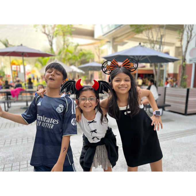 572143639_18408752443139192_2794953299143614533_n